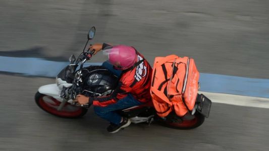 Governo defende regulamentação de atividade de entrega por aplicativo