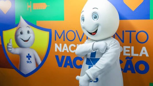 Governo federal lançou Movimento Nacional pela Vacinação nesta segunda-feira (27)