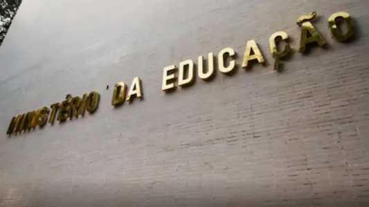 Governo federal recuou e decidiu liberar recursos para universidades federais