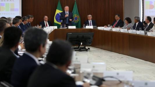 Governo Lula enfrenta dificuldades para formar base aliada no Congresso Nacional