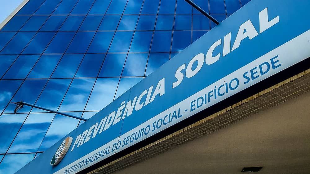 USP: mais da metade da fila do INSS corresponde a ordens judiciais