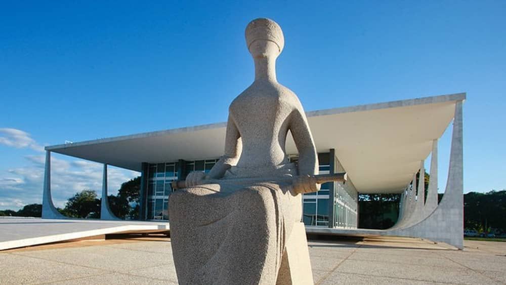 STF forma maioria para permitir que governo pague dívidas por ordens judiciais sem infringir regra fiscal até 2026