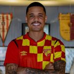 Artilheiro do Vitória em 2025, Janderson é anunciado em clube da Europa