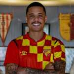 Artilheiro do Vitória em 2025, Janderson é anunciado em clube da Europa