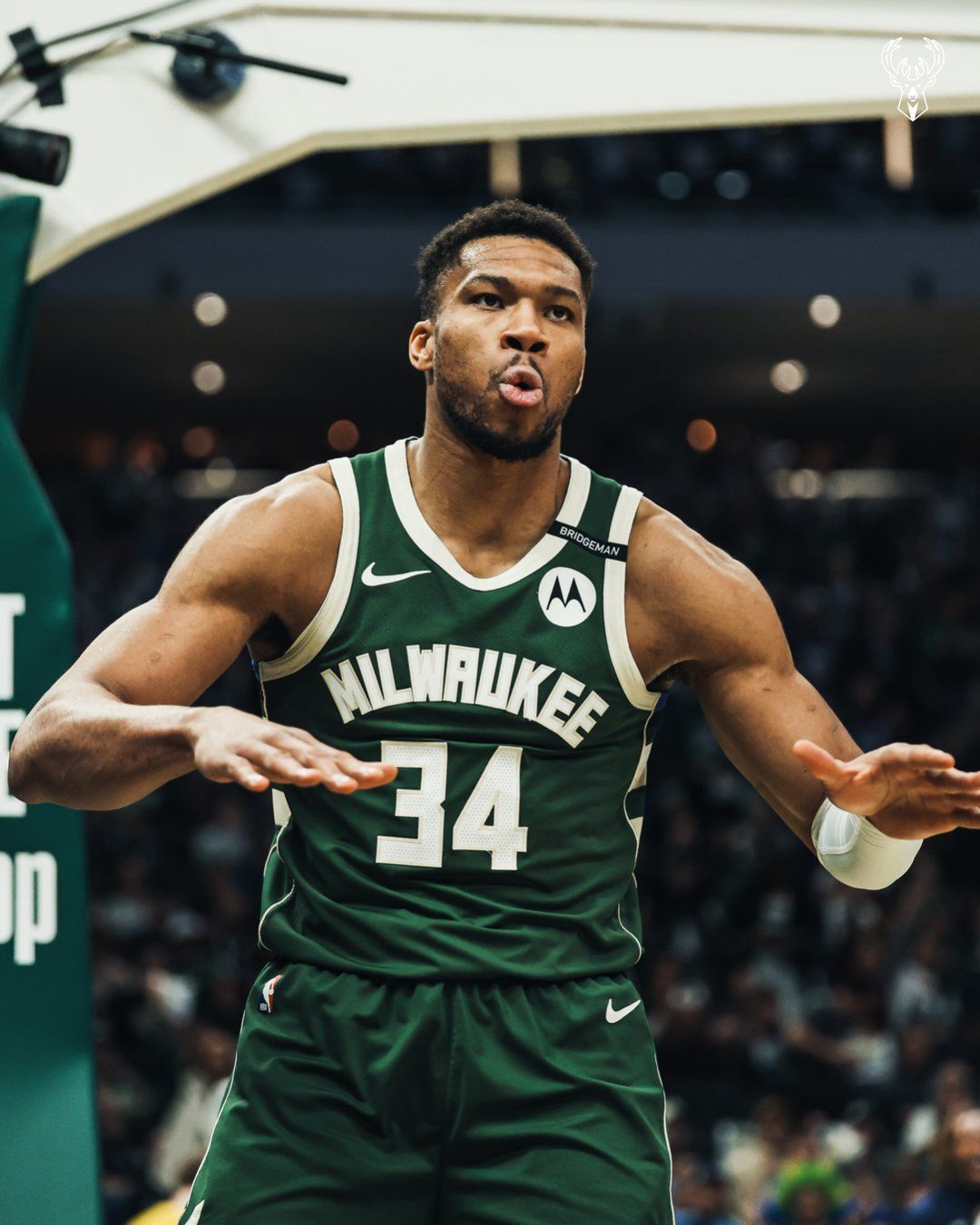 Astro da NBA confirma visita ao Brasil para inauguração de quadra e jogo da Seleção