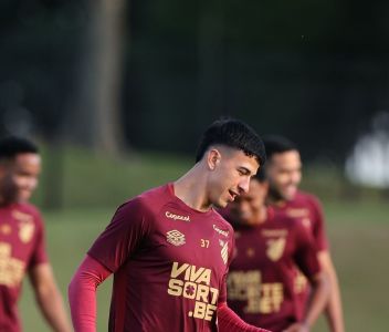 Esquivel deve permanecer na equipe titular