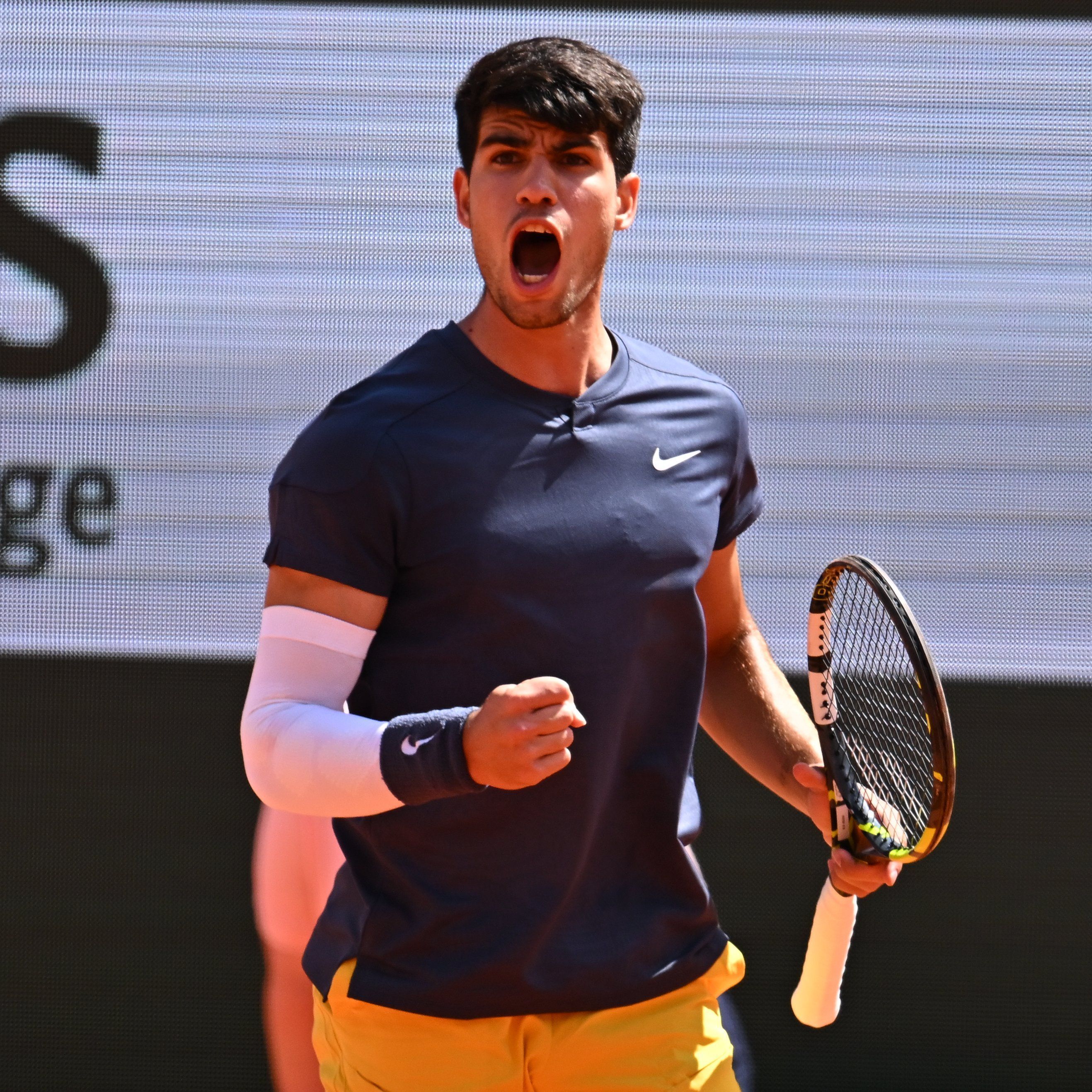 Alcaraz vence Zverev e conquista Roland Garros, terceiro Grand Slam da carreira