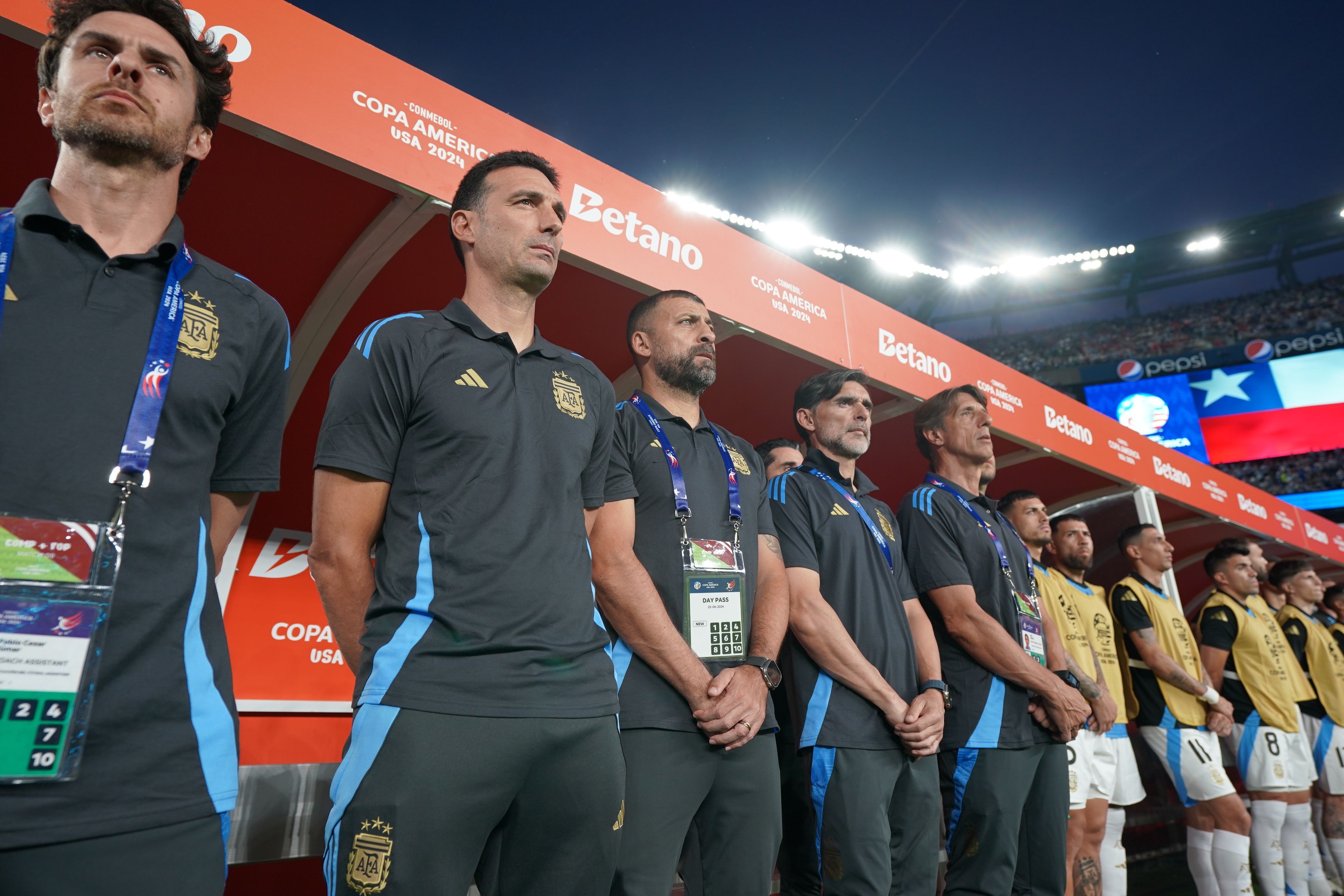 Técnico da Argentina é suspenso e fica fora do jogo contra o Peru; saiba o motivo