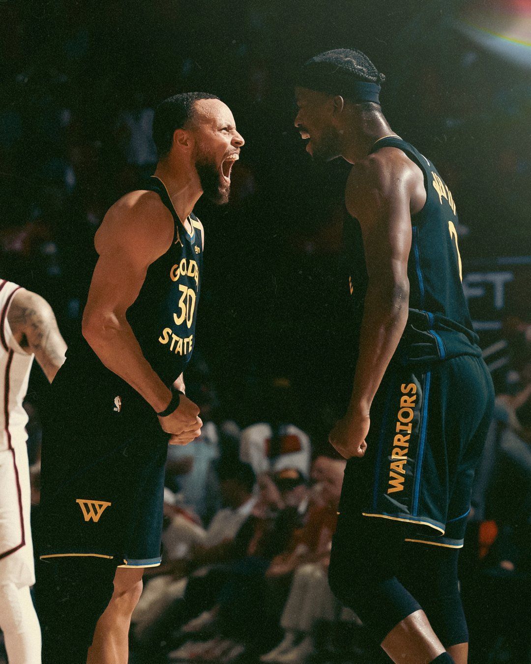 NBA: Warriors eliminam Rockets, e Pacers abrem vantagem contra Cavaliers