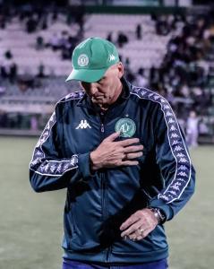 Gilmar Dal Pozzo prepara equipe para duelo pela Série B