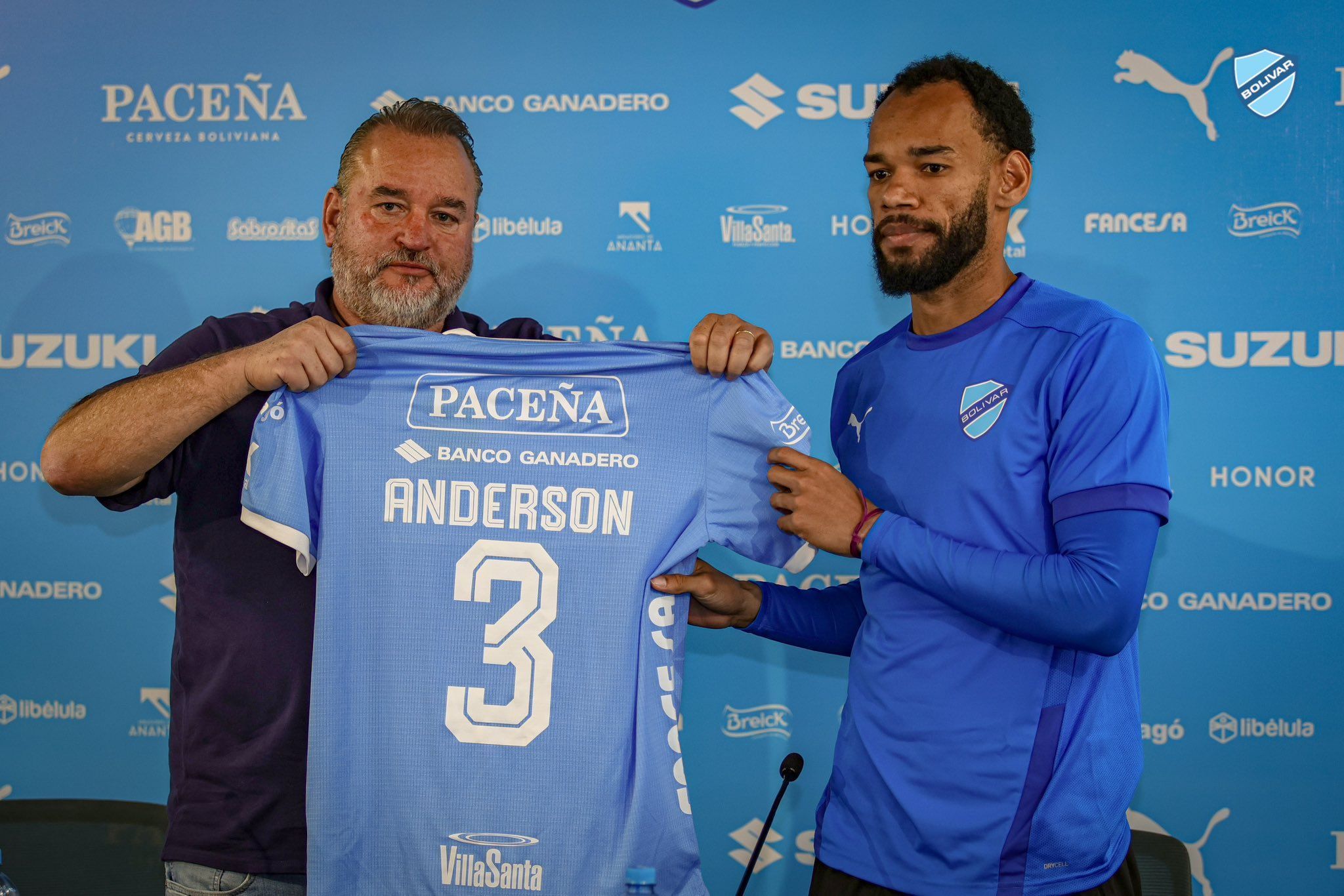 Rival do Flamengo na Libertadores anuncia contratação de ex-Atlético e América