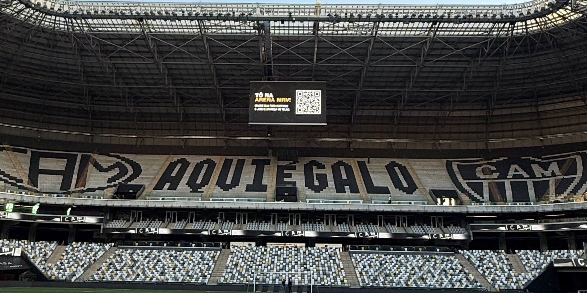 Responsável pelos mosaicos do Atlético explica escudos 'tortos' na Arena MRV