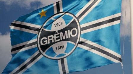 Bandeira do Grêmio em foto de divulgação do clube