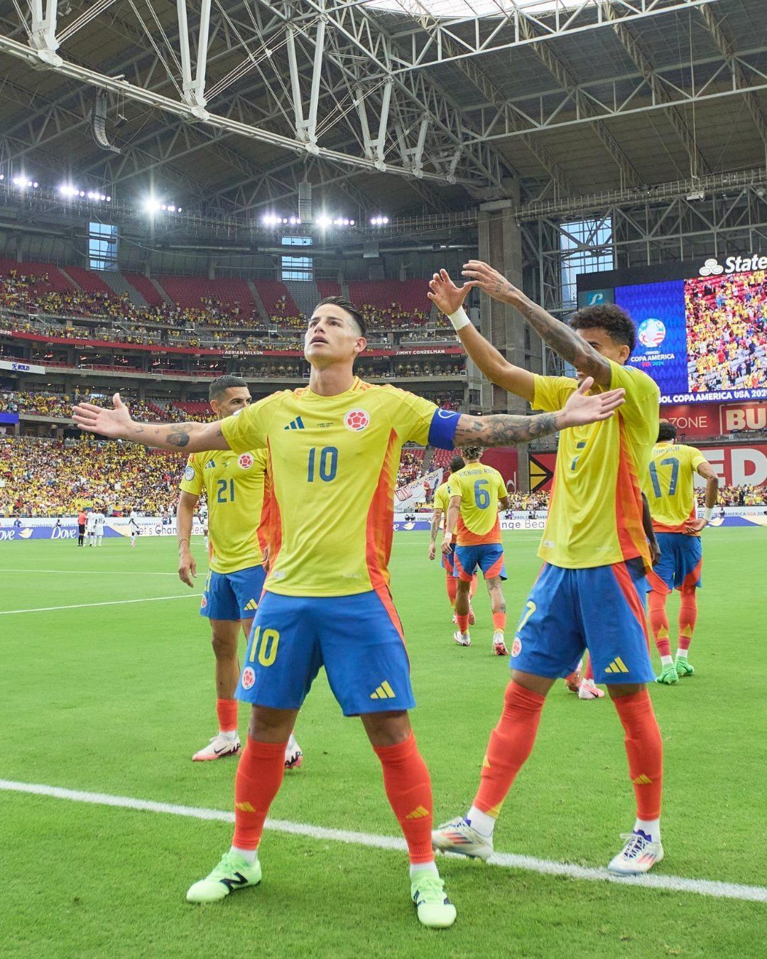 Colômbia atropela o Panamá e avança à semifinal da Copa América