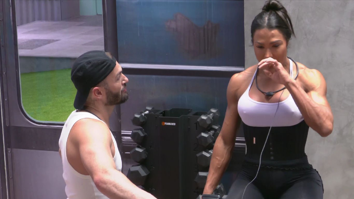 Após passar mal, Gracyanne fala em apertar o botão da desistência no BBB 25