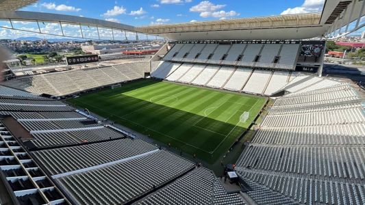 Gramado da Neo Química Arena é híbrido, com grama natural e sintética