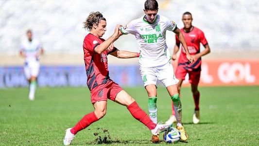 Gramado estava, novamente, em péssimo estado no Mineirão