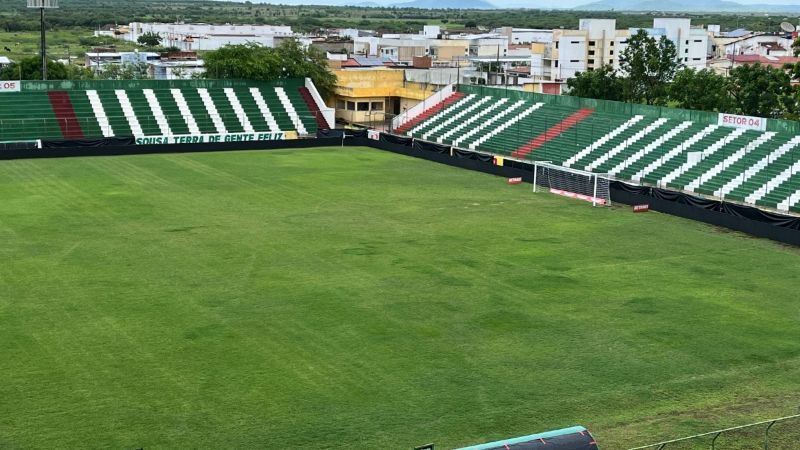 Sousa-PB x Cruzeiro: gramado do Marizão apresenta falhas e falta de marcações