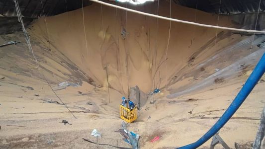 Grande concentração de pó proveniente dos grãos pode causar explosões em contato com fontes de calor