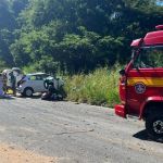 Uma pessoa morre e outras duas ficam gravemente feridas em acidente na MGC-120 na Grande BH  