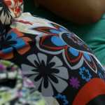 Mulher dá à luz em banheiro de estação de trem um dia após descobrir gravidez