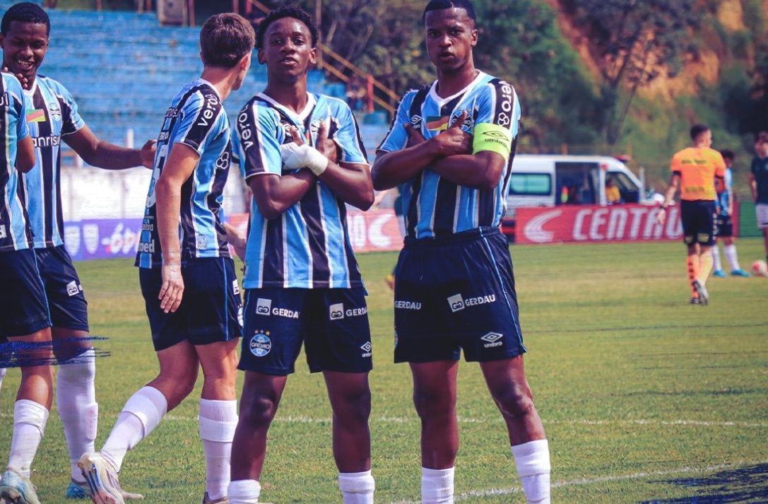 Grêmio goleia o Goiás e avança às oitavas de final da Copinha