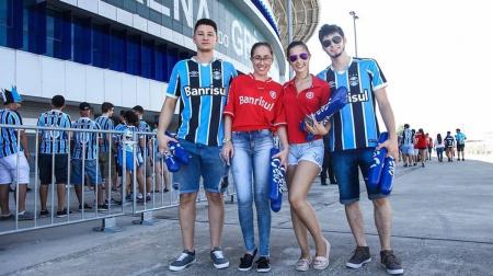 Grêmio e Inter se enfrentam neste domingo (5) na Arena do Grêmio