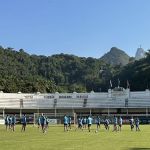 Grêmio treina com novidades no Rio para enfrentar o Flamengo no Brasileiro