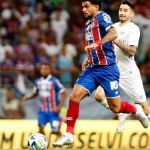 Grêmio marca nos acréscimos e bate o Bahia na Fonte Nova pelo Brasileirão