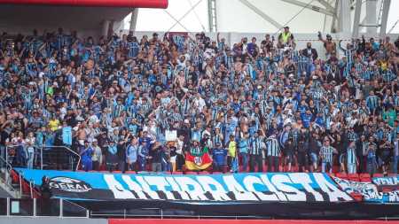 Grêmio visita o Internacional neste domingo no clássico Gre-Nal 440