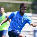 Vitória pode pagar até R$ 4 milhões ao Grêmio por Pepê; entenda