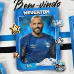 Grêmio anuncia contratação do goleiro Weverton, ídolo do Palmeiras