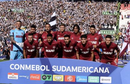 Time do Lanús campeão da Copa Sul-Americana de 2025