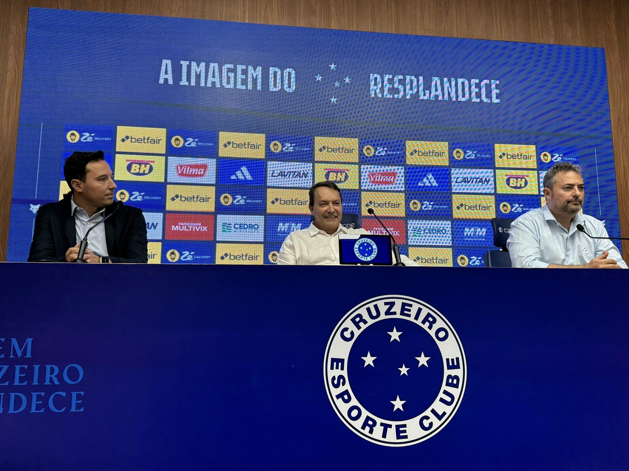 Pedro Lourenço dá posição final sobre Gabigol e reforços no Cruzeiro
