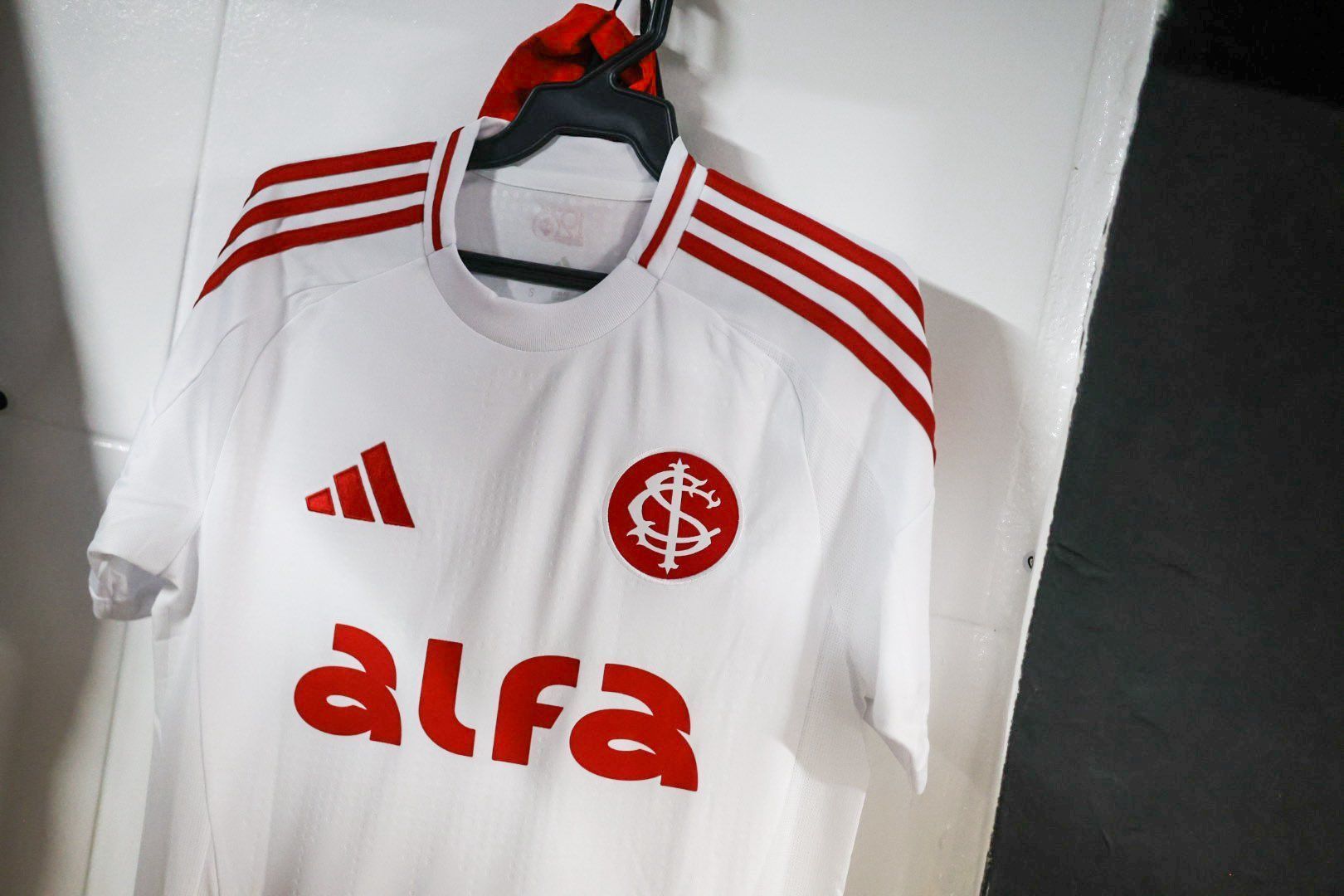 Escalação do Internacional: Roger Machado não poupa titulares para jogo contra Maracanã