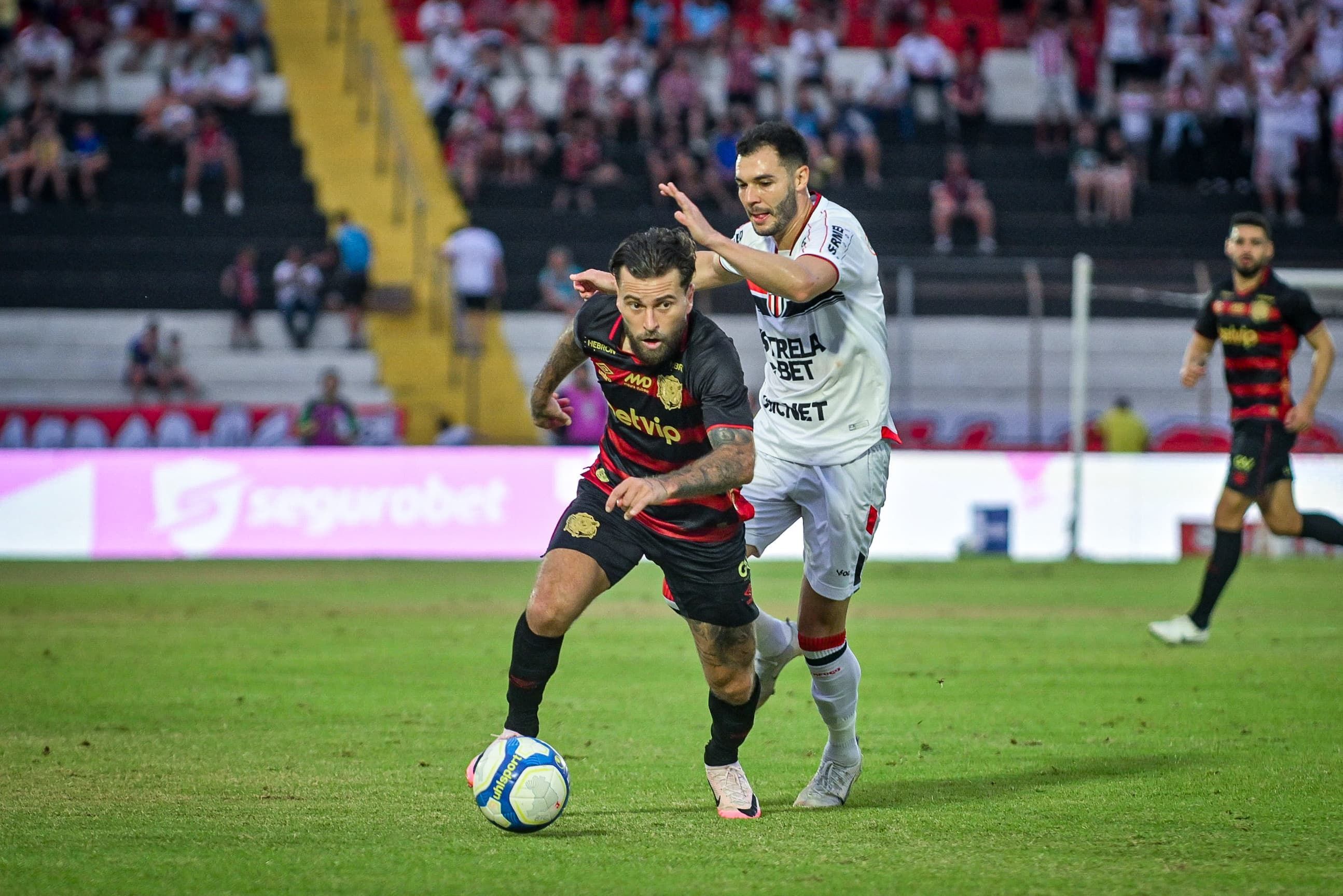 Série B: Sport arranca empate no último minuto contra o Botafogo-SP