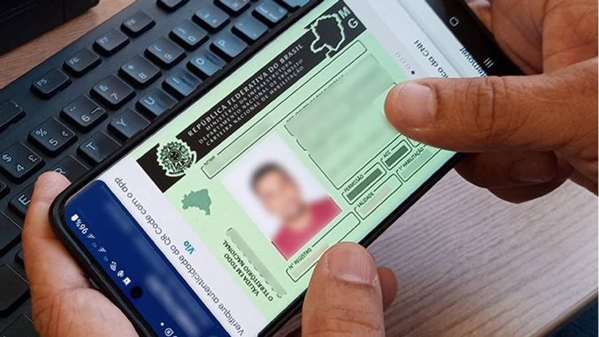 Queda no número de jovens habilitados preocupa autoescolas