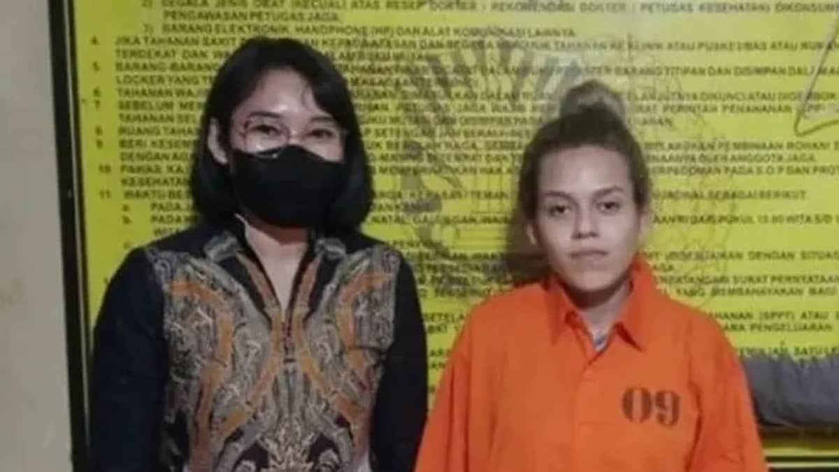 Jovem brasileira é detida com cocaína na Indonésia