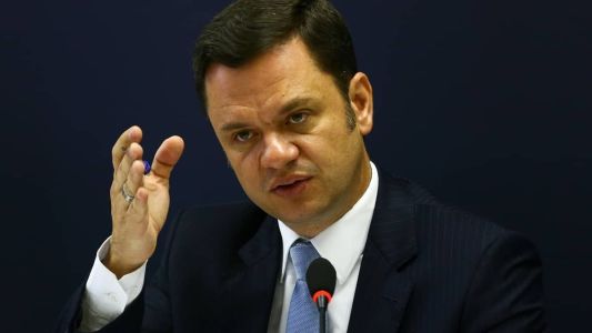 Grupo de senadores fizeram visita ao ex-ministro Anderson Torres na prisão neste sábado (6)