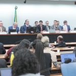 Reforma tributária: deputados criam 'nanoempreendedor' com isenção para quem recebe até R$ 40,5 mil; entenda