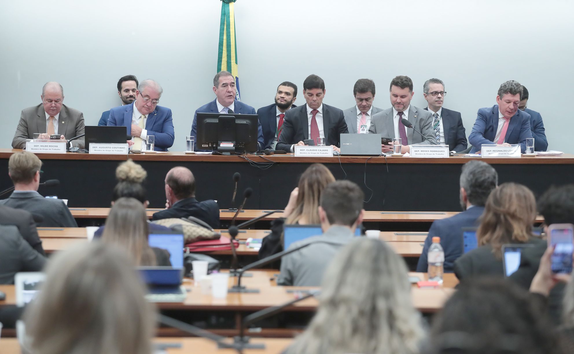 Reforma tributária: relatores não atendem Lula, negam isenção para carnes e mantêm alíquota reduzida