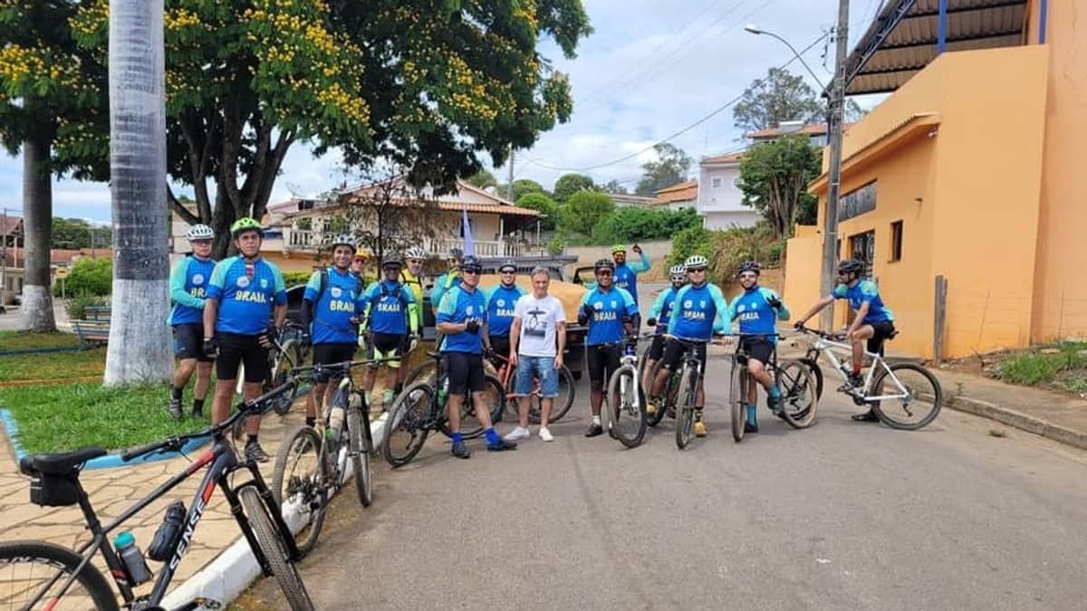 Ciclistas de Varginha vão até Aparecida do Norte por estradas de terra 