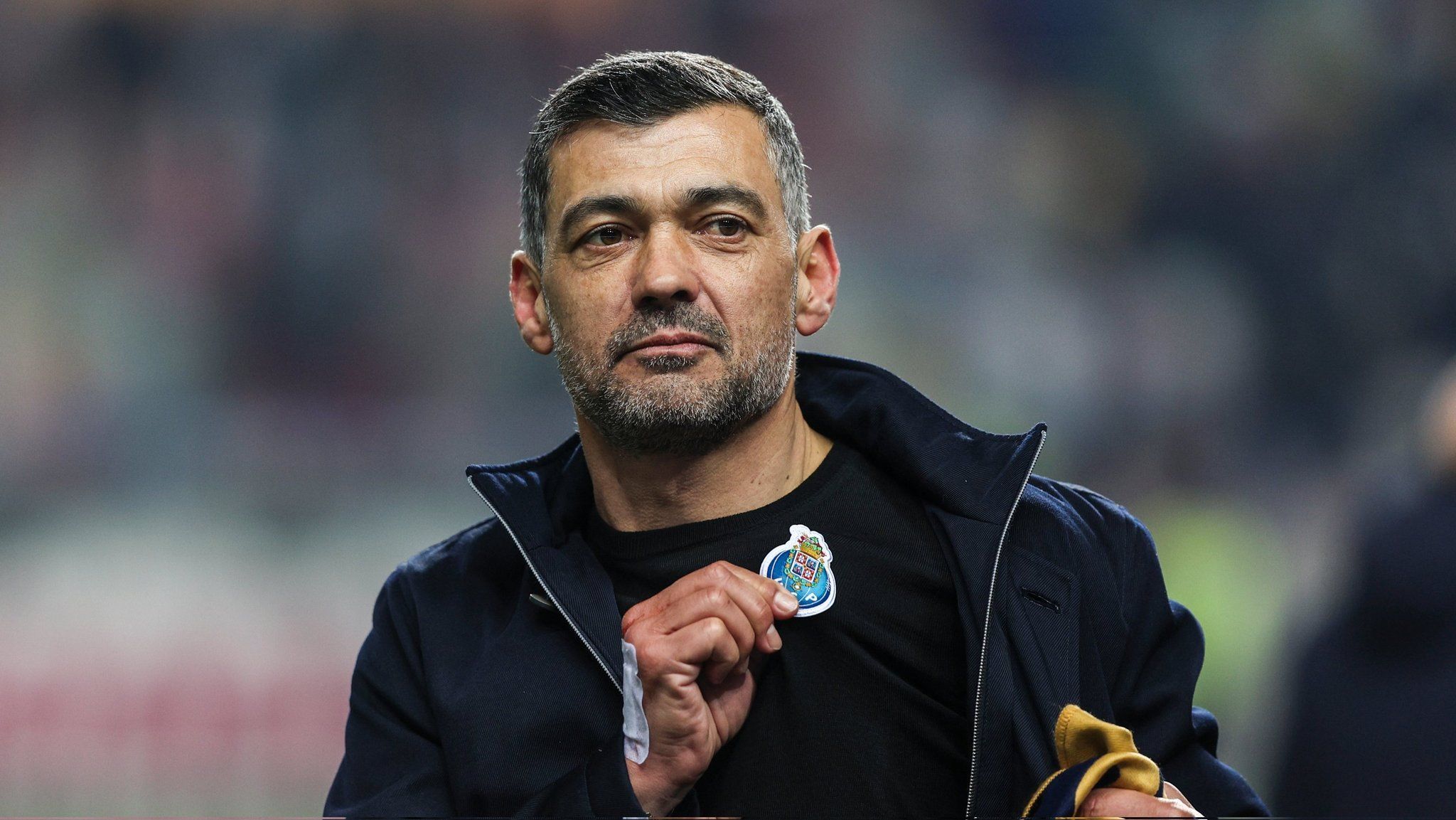 Conselho do Inter não aprova Roger, e clube conversa com treinador português