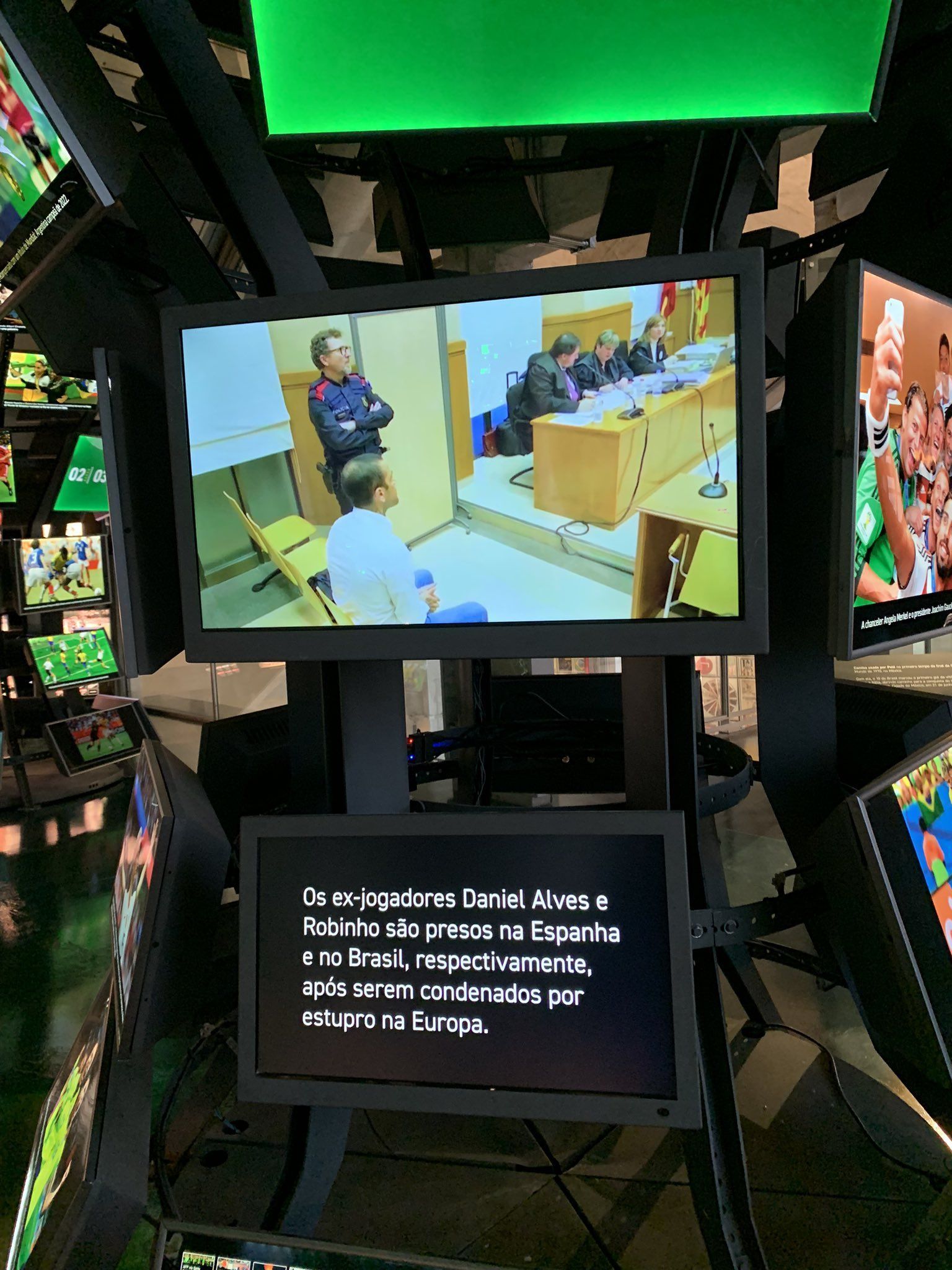 Museu do Futebol em SP reabre com sala especial para Pelé e vídeos sobre prisões de Robinho Daniel Alves