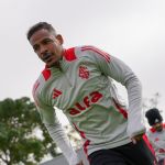 Meio time fica apto para assinar pré-contrato e pode deixar o Inter ‘de graça’