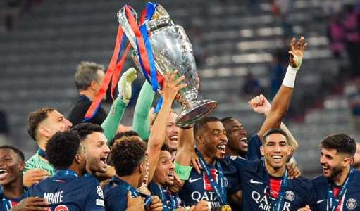 Jogadores do PSG celebram título da Champions League
