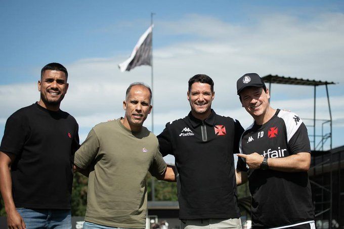 Thiago Neves no Vasco? Entenda o que o ex-Cruzeiro fazia no dia a dia do clube