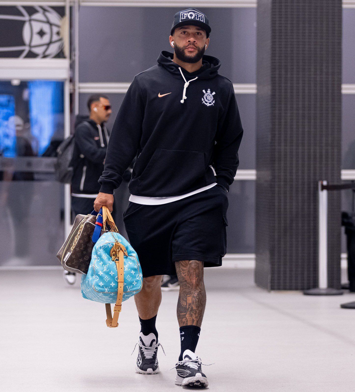 Fatal Model oferece R$ 6,5 milhões ao Corinthians para quitar dívida com Memphis Depay