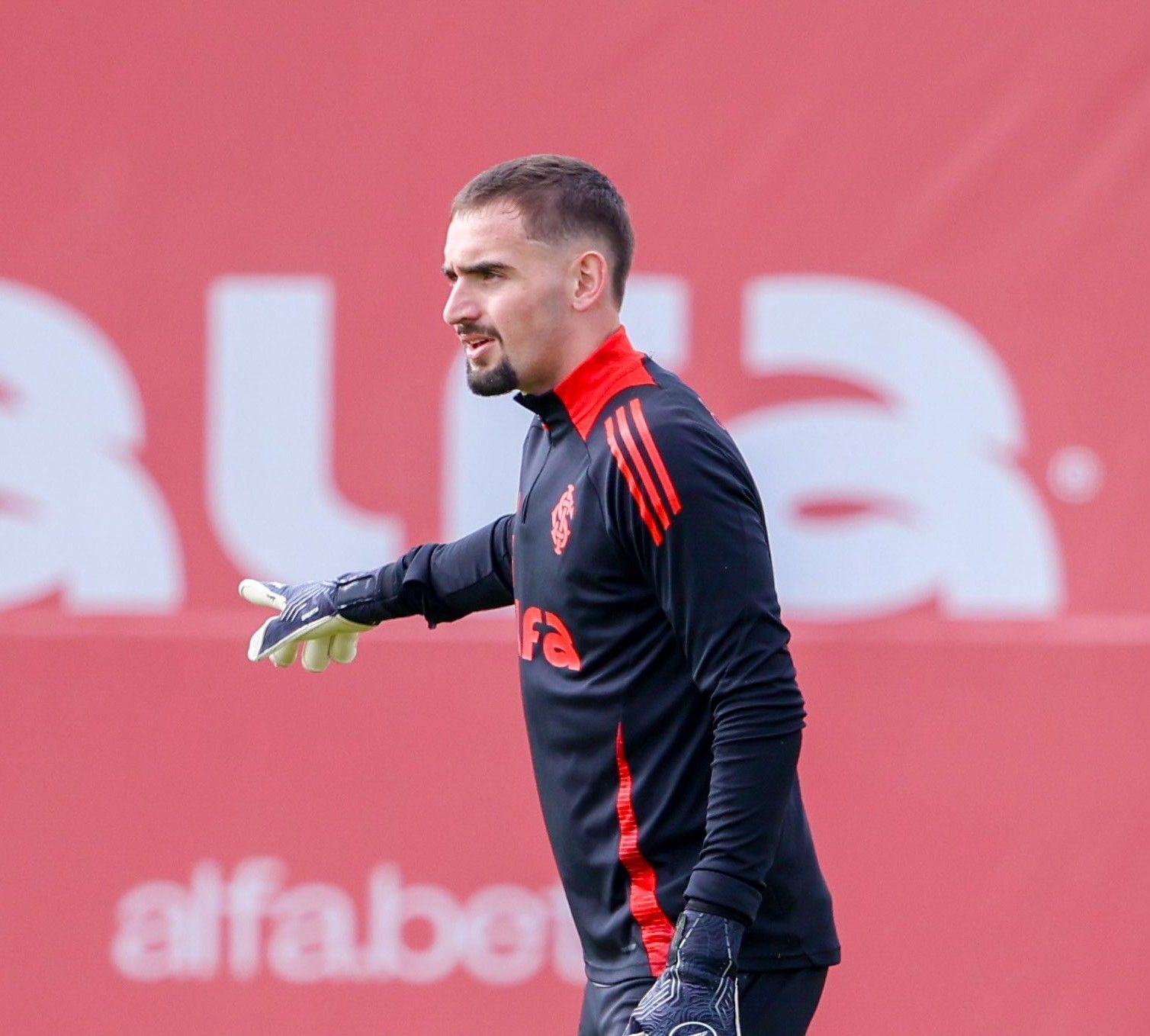 Anthoni desperta interesse do futebol europeu e pode deixar o Inter