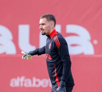 Anthoni assumiu a titularidade do Inter na ausência de Rochet